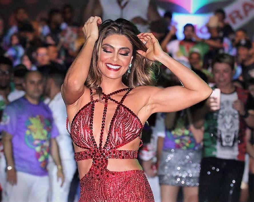 Juliana Paes Prepara Reinado No Próximo Carnaval Com Novo Visual